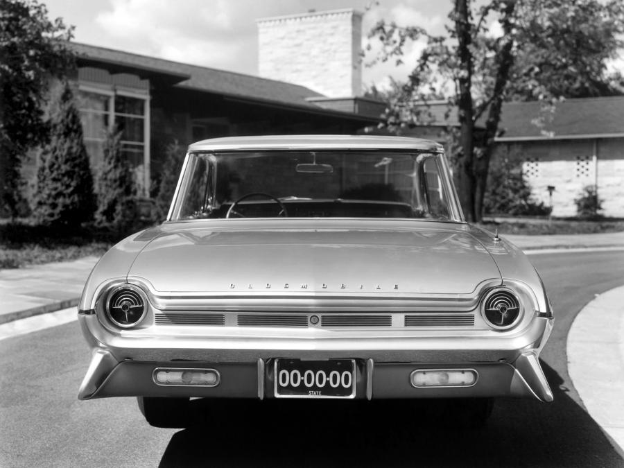 Oldsmobile Classic 98 2-Door Holiday Hardtop '1961